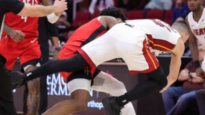 Read more about the article Tyler Herro, Amen Thompson among four players, two coaches ejected after Rockets vs. Heat fight