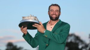 Read more about the article Scheffler matches Woods with third PGA Tour award