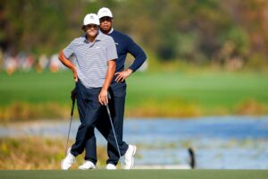 Read more about the article 6 photos of Tiger Woods and son Charlie from the PNC Championship opening round