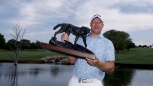 Read more about the article South Africa’s Shaun Norris overcomes six-shot deficit to win Alfred Dunhill Championship