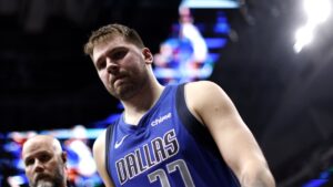 Read more about the article Luka Doncic leaves game, could miss ‘extended’ time with strained calf