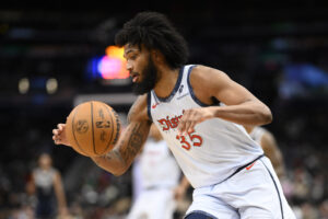 Read more about the article Wizards’ Marvin Bagley leaves loss to Thunder early after gruesome knee injury