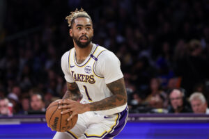 Read more about the article Lakers trade D’Angelo Russell to Nets for Dorian Finney-Smith, Shake Milton