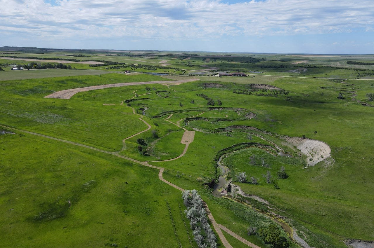 You are currently viewing Hunting lodge in South Dakota to add golf course, with famed author as one of its designers