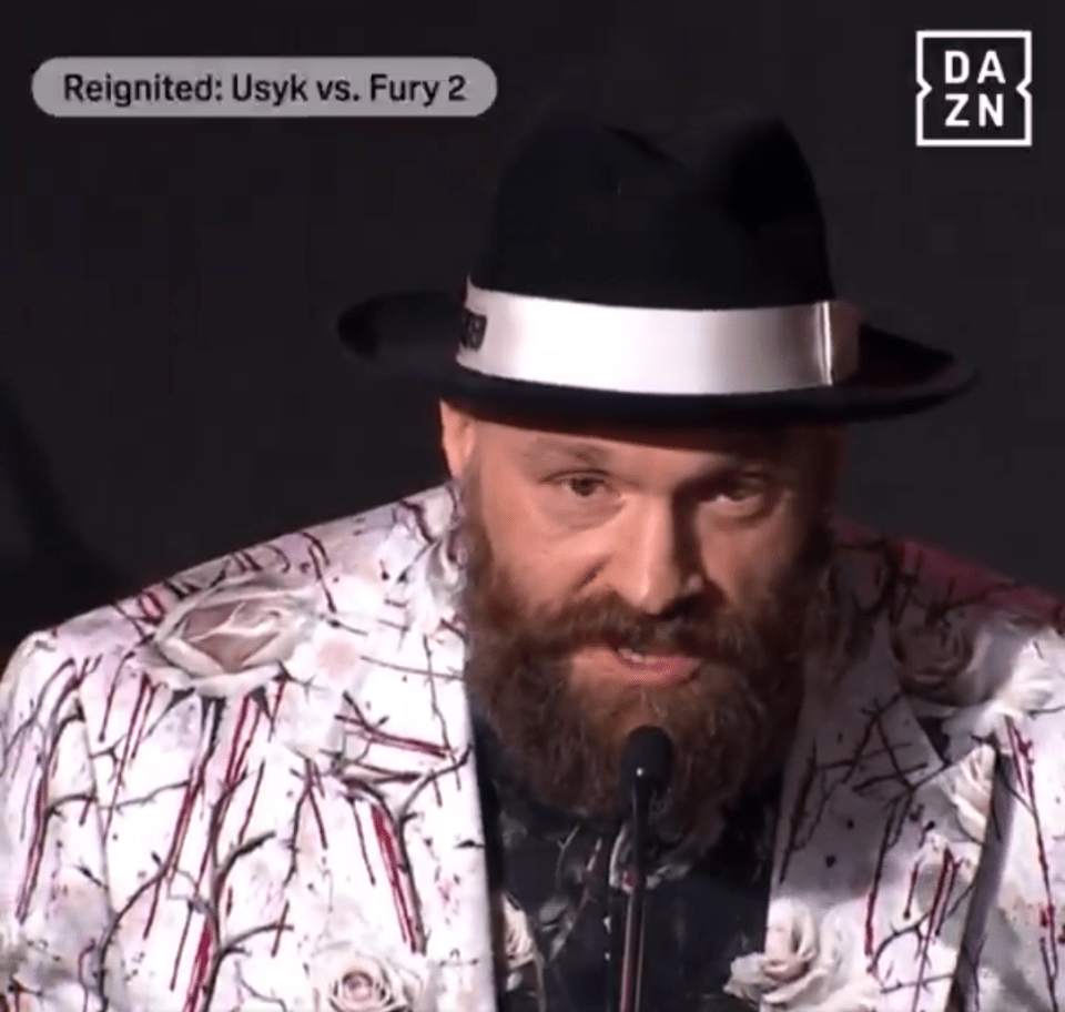 You are currently viewing Tyson Fury repeats same X-rated words over and over as he refuses to say more at Oleksandr Usyk press conference