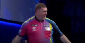 Read more about the article Darts star who once hit rapid 180 pulled out Cristiano Ronaldo celebration on stage