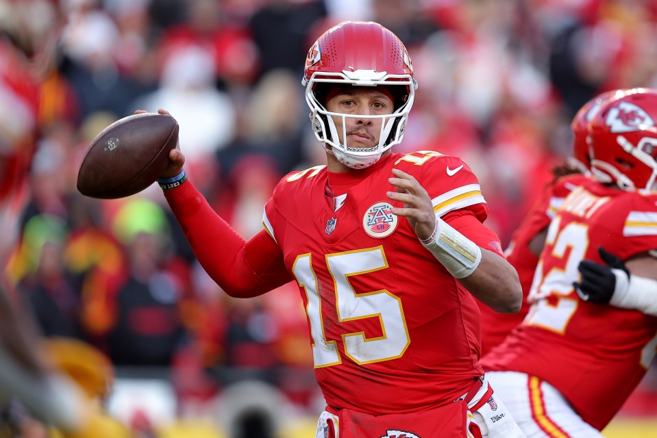 You are currently viewing NBC launches AI-backed rival to ESPN’s Manningcast as Mahomes’ Chiefs take on AFC foes in historic broadcast first