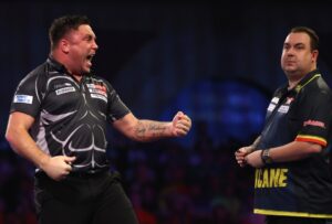 Read more about the article Scorer forced to intervene as Gerwyn Price confronted darts rival in tense exchange