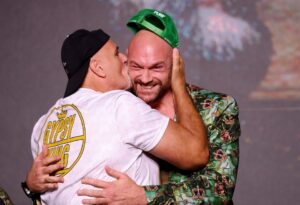 Read more about the article ‘I don’t get involved’ – Tyson Fury uncertain if dad John Fury will corner him for Oleksandr Usyk rematch