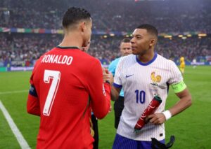 Read more about the article Kylian Mbappe reveals Cristiano Ronaldo regret after Lionel Messi experience