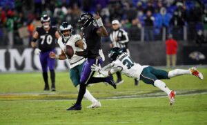 Read more about the article ‘She’s right’ – Lamar Jackson’s mom cusses him out on Baltimore Ravens defeat that blurs NFL playoff picture