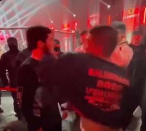 Read more about the article ‘Got what he ordered’ – Fighter gets brutal karma as he’s carried out on stretcher after sucker-punching opponent