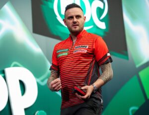 Read more about the article Joe Cullen STORMS OUT of press conference and slams lack of media respect after PDC World Darts Championship win