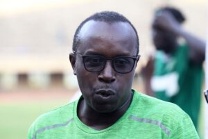 Read more about the article Mbale Heroes Football Club suspends head coach Mwebaze for 4 weeks