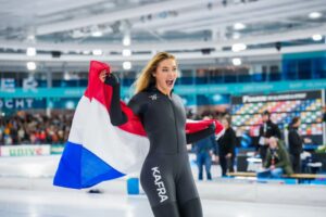 Read more about the article Jake Paul shares kiss with speed skater girlfriend Jutta Leerdam after she wins another title