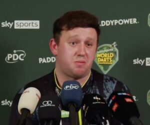 Read more about the article ‘I’ve had worse’ – Callan Rydz responds to darts fans’ X-rated chant about his hair