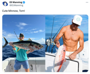 Read more about the article Tom Brady and Eli Manning exchange jabs over shirtless photo of Brady fishing