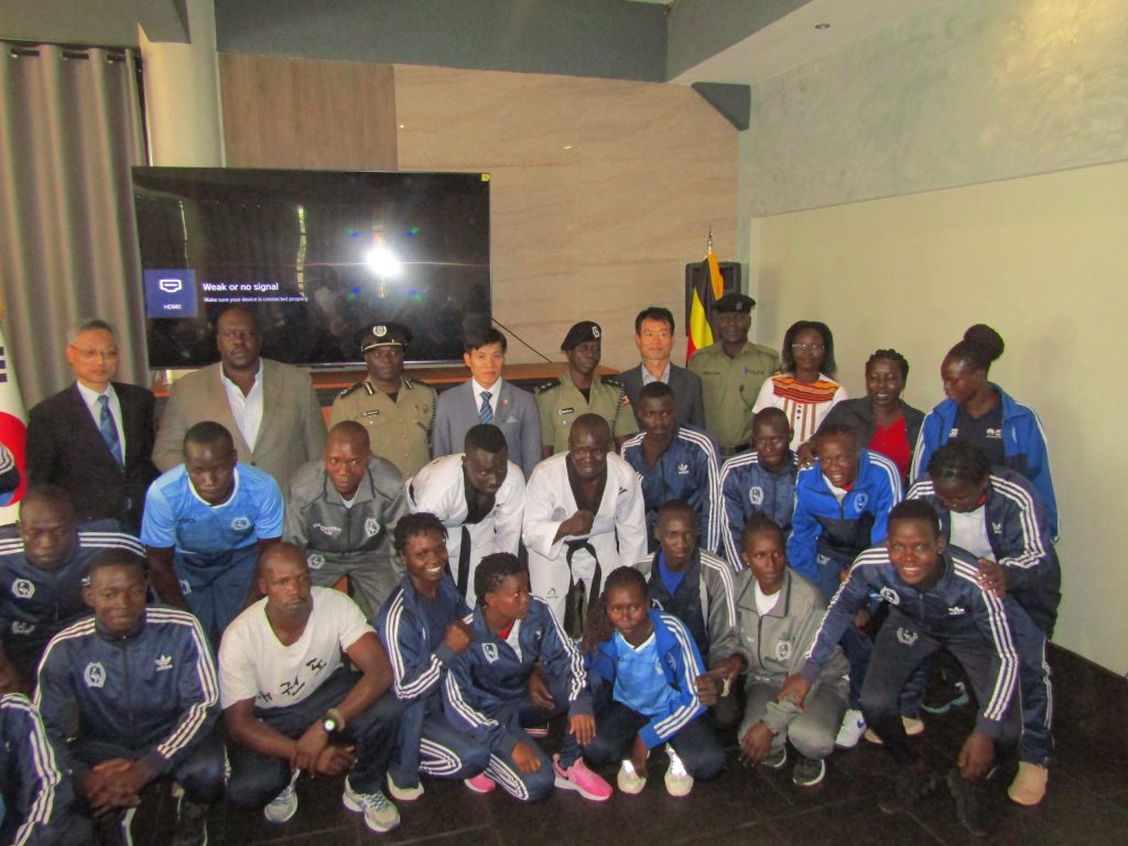 Read more about the article Uganda Taekwondo fraternity hail Korean Embassy in Uganda for support in the sport promotion