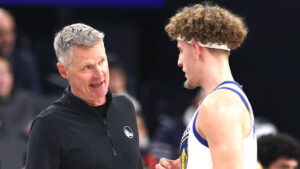 Read more about the article Kerr believes Warriors need ‘a-ha moment’ playing with Steph