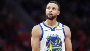 Read more about the article Late-game scoring issue leading Warriors toward ‘mediocre’ realization