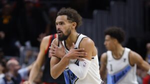 Read more about the article Watch Trae Young, Atlanta put up 50-spot in fourth quarter to come back, beat Bulls