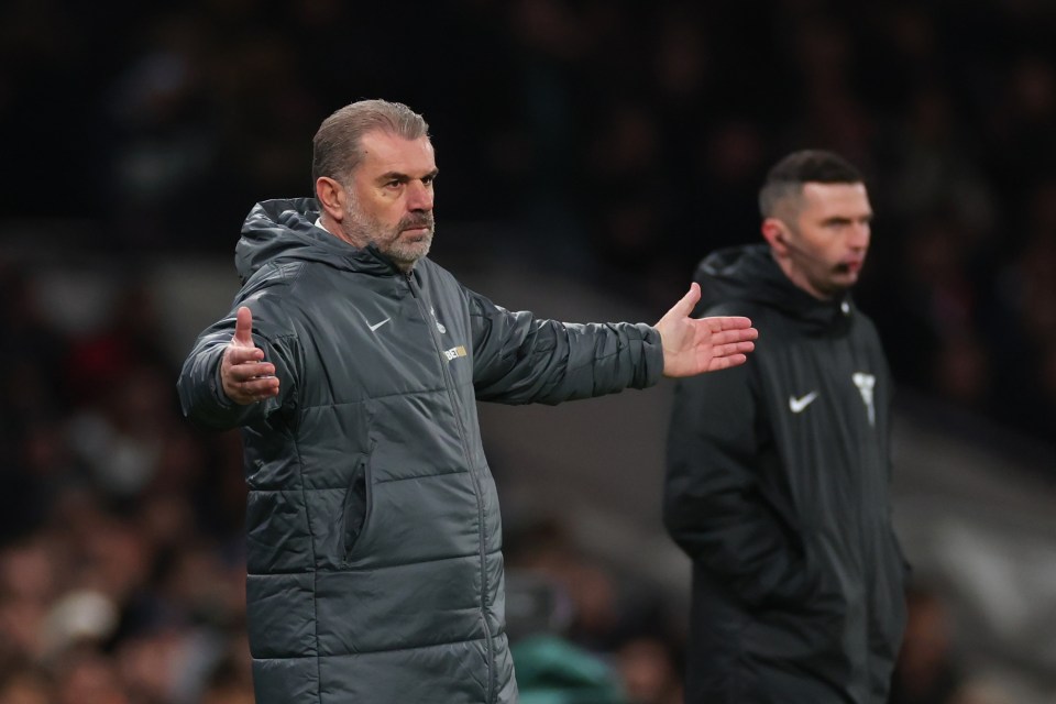 You are currently viewing Irritated Ange Postecoglou bites back at suggestions Tottenham should change tactics