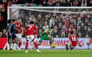 Read more about the article Emiliano Martinez goes from hero to zero as last-gasp goal sees Nottingham Forest leapfrog Man City