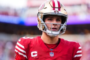 Read more about the article ‘A horrific move’ – NFL fans divided over QB seeking $50 million pay raise that would pay him more than Mahomes, Jackson and Allen