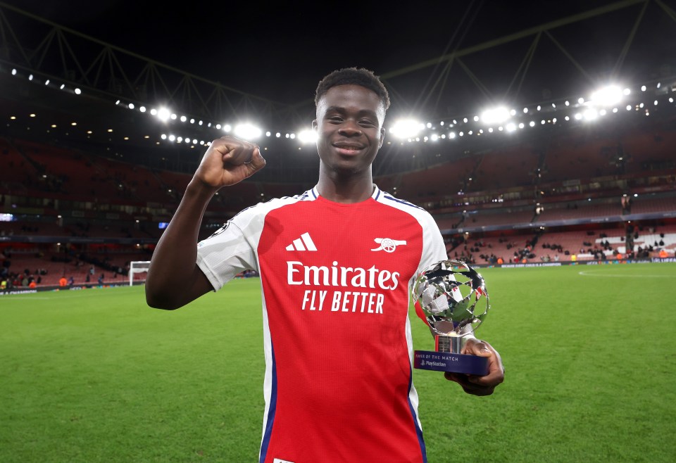 You are currently viewing Bukayo Saka’s ‘world class’ performances are ‘scary’ but he needs a top striker