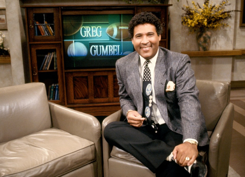 You are currently viewing Terry Bradshaw’s visibly choked as he pays touching tribute to Greg Gumbel after pioneering broadcaster’s tragic death