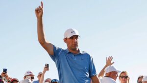 Read more about the article Scottie Scheffler wins PGA Tour player of the year for third straight season