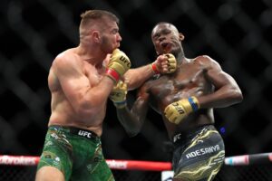 Read more about the article ‘I still get paid’ – Israel Adesanya responds to unique 14-fight streak that ENDS in next UFC bout