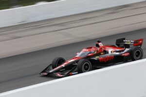 Read more about the article Start times released for 2025 Hy-Vee IndyCar Doubleheader at Iowa Speedway