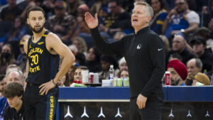 Read more about the article Steph, Kerr express faith as Warriors’ plans look deficient