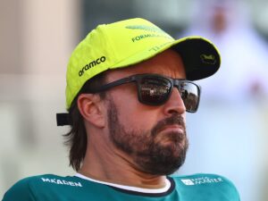 Read more about the article Fernando Alonso insists Aston Martin can challenge for title: ‘F1 is for dreamers’