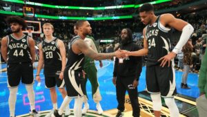 Read more about the article Dame Time in clutch helps Bucks hold off Magic, advance to NBA Cup semi-finals