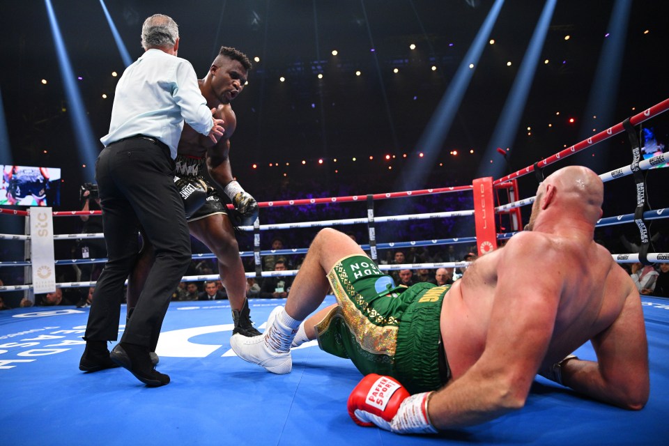 You are currently viewing ‘Don’t count Tyson out’ – Francis Ngannou offers surprising support for old foe Tyson Fury, despite predicting Oleksandr Usyk repeat win