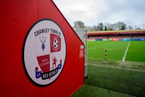 Read more about the article League One clash delayed by 15 minutes due to medical emergency in the stands