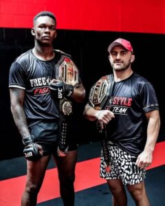 Read more about the article UFC star gives reason for Israel Adesanya in top five greatest fighters ever alongside Jon Jones