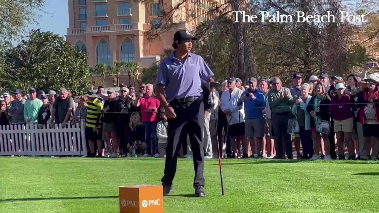 You are currently viewing WATCH: Tiger, Charlie Woods tee off at PNC Championship