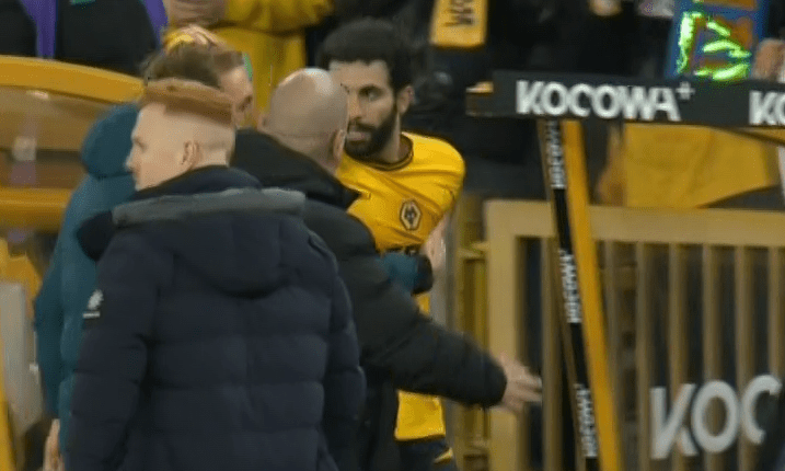 You are currently viewing Furious Wolves star carried off pitch by teammate in ugly full-time scenes