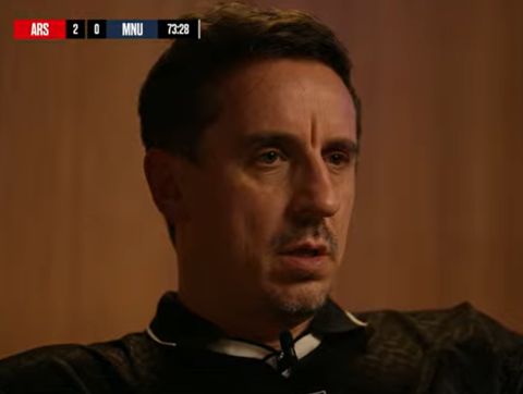 You are currently viewing Gary Neville laments Man United with X-rated summary as Arsenal break club record