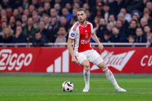 Read more about the article Jordan Henderson responds to Sunderland transfer talk amid Ajax exit rumours