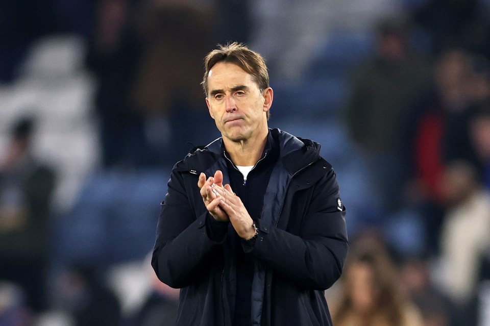 You are currently viewing Transfer notebook: Julen Lopetegui given two matches to save West Ham job, Chelsea eye two Premier League strikers