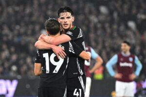 Read more about the article Declan Rice labelled ‘disrespectful’ by West Ham fan after Arsenal thrashing