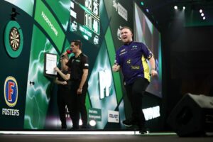 Read more about the article Footage shows moment Luke Littler pretends to cry in front of his mum following tense PDC World Championship win