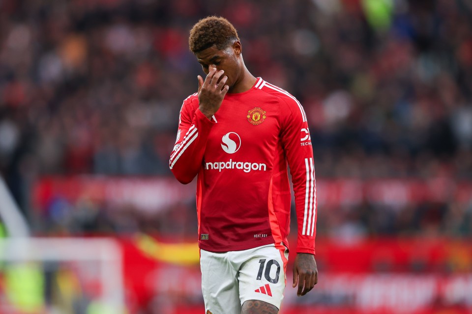 You are currently viewing Ruben Amorim refuses to close door on Marcus Rashford’s Man United future hours after bombshell interview revelation