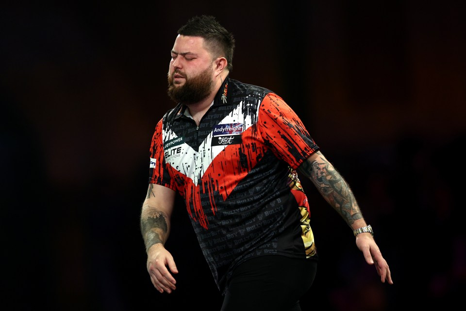 You are currently viewing Michael Smith crashes out of World Championship and faces £500,000 problem