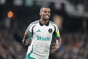 Read more about the article Arsenal send scouts for new striker target with Alexander Isak and Viktor Gyokeres unattainable