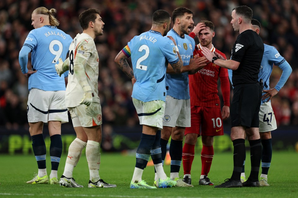 You are currently viewing ‘He’ll regret that’ – Alan Pardew criticises Man City star for derogatory Liverpool comment